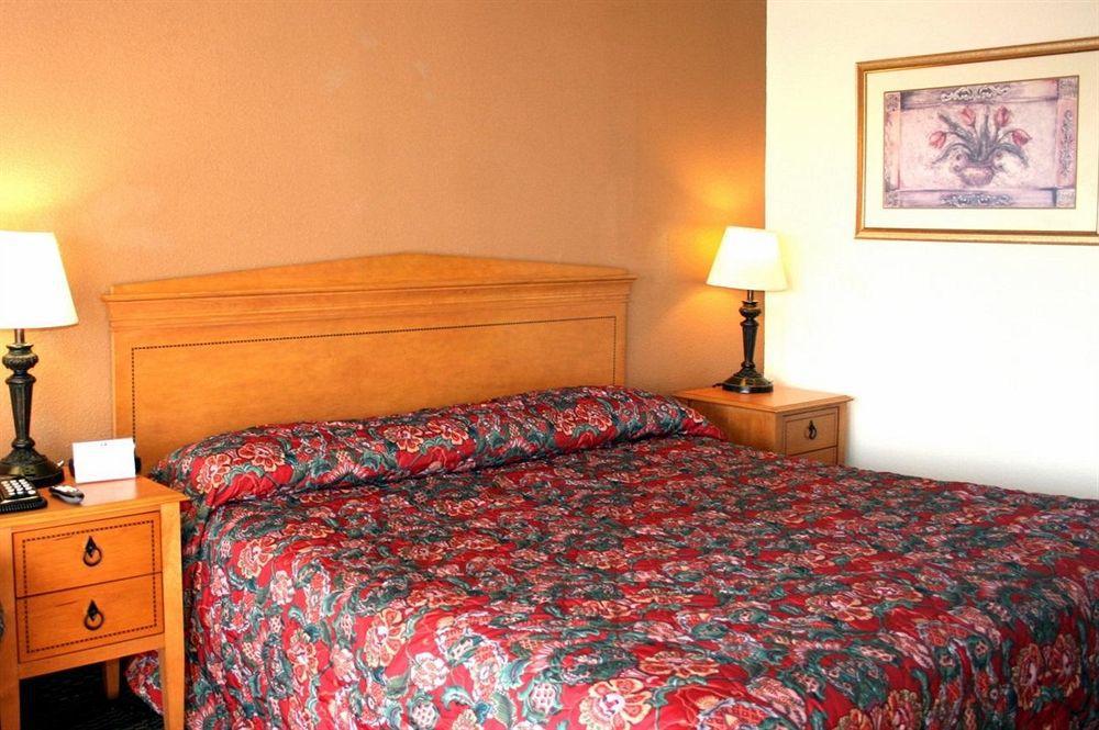 Americas Best Value Inn - Goodlettsville Ngoại thất bức ảnh